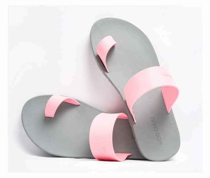 Pop thumb grey sole light pink strap